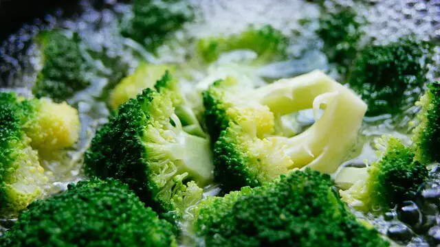 broccoli cooking