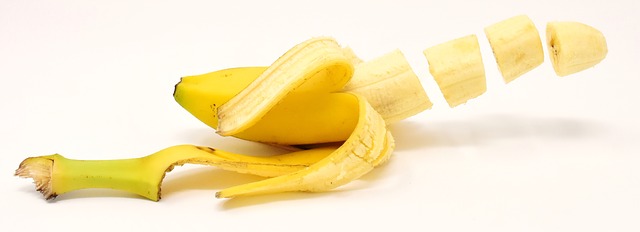 cut banana