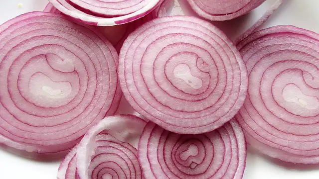 onions cut