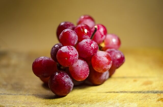 red grapes